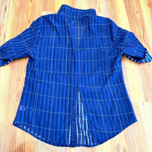 Bebe Blue Plaid Portofino Button Down Blouse Size Medium - Picture 4 of 9